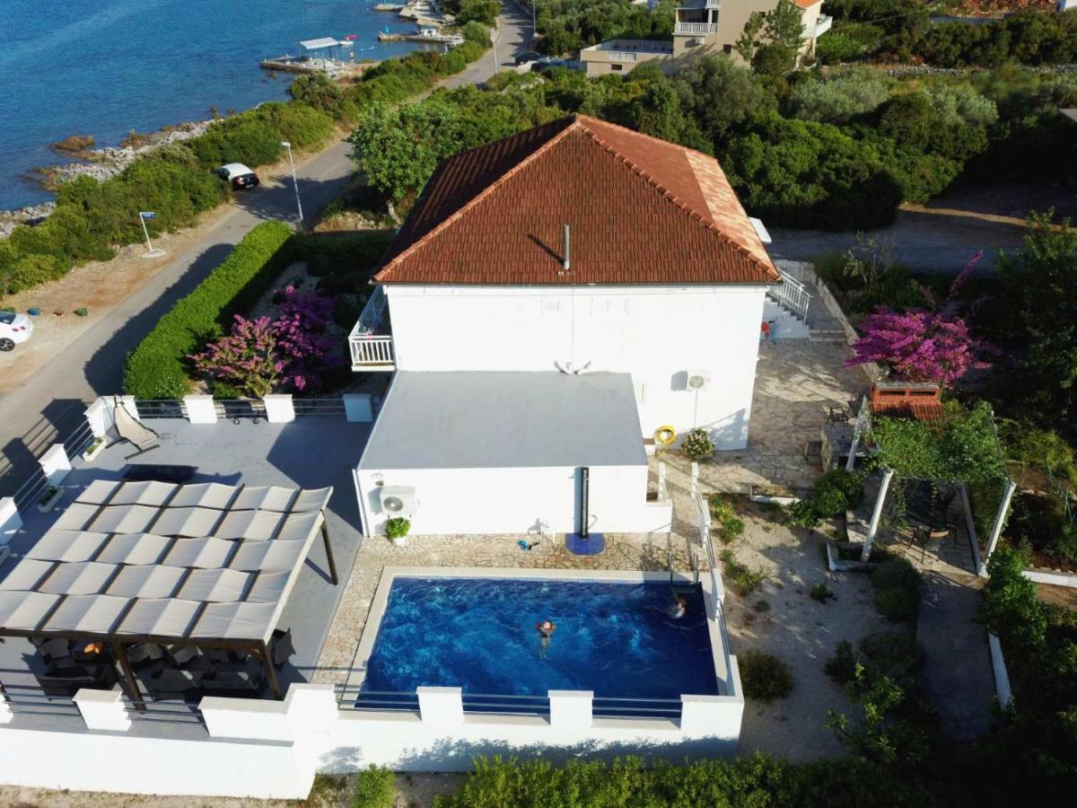 Fei Fei Apartments Račišće Eksteriør billede