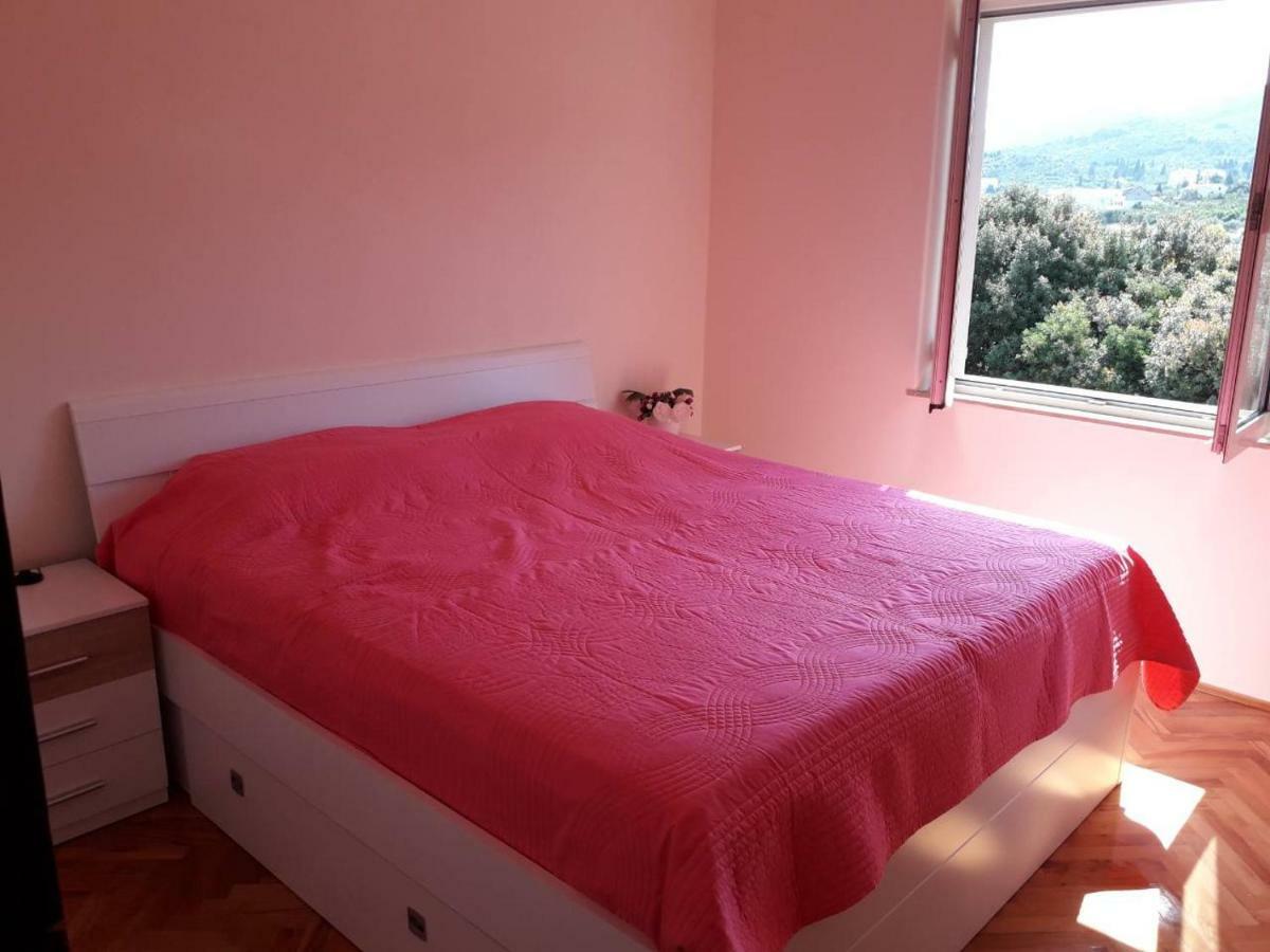 Fei Fei Apartments Račišće Eksteriør billede