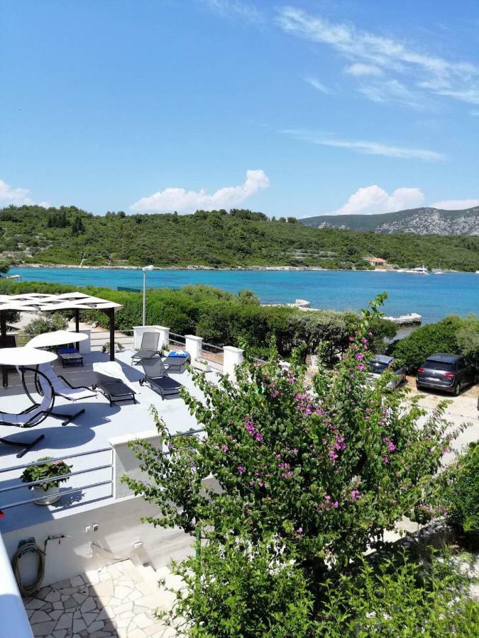 Fei Fei Apartments Račišće Eksteriør billede